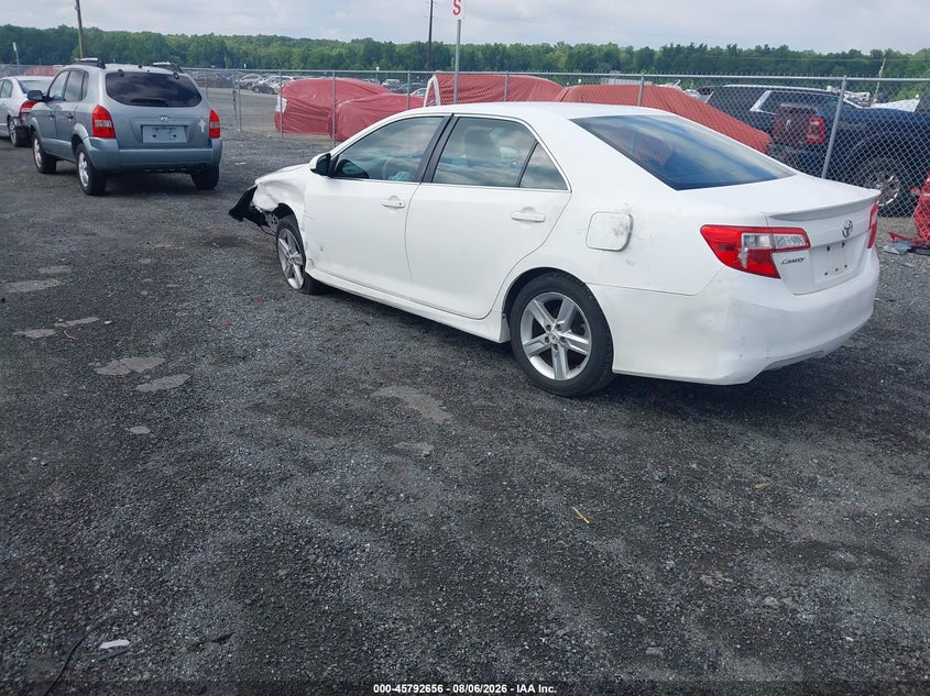 Vin: 4t1bf1fk0du648230, lot: 46291487, toyota camry se 20133