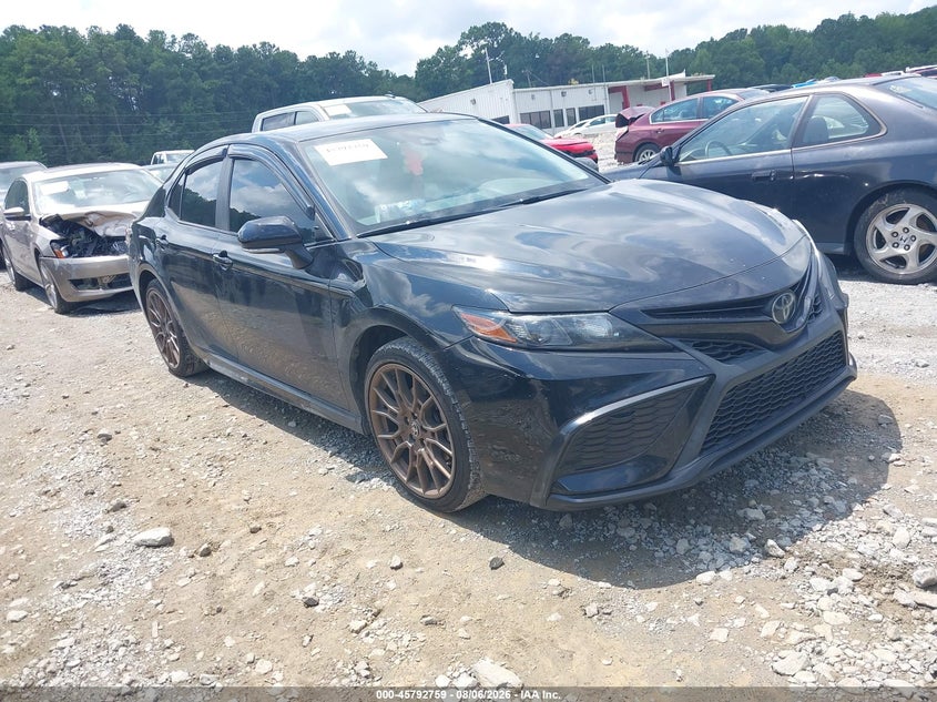 TOYOTA CAMRY - zdjęcie 1