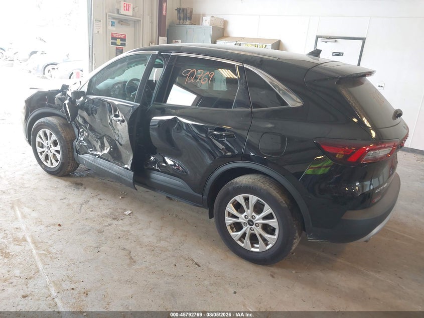 Vin: 1fmcu9gn1pub33968, lot: 46291600, ford escape active 20233