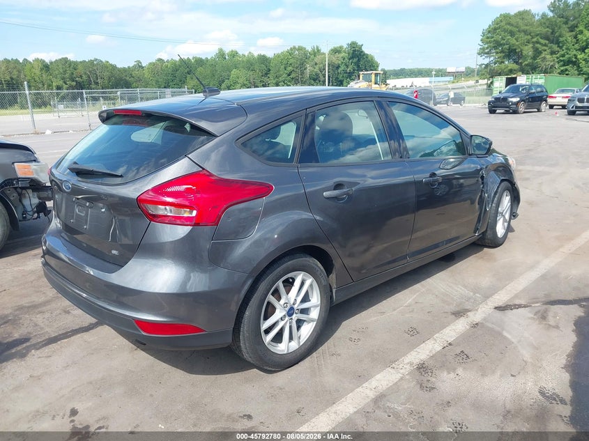 Vin: 1fadp3k27hl326407, lot: 46291611, ford focus se 20174