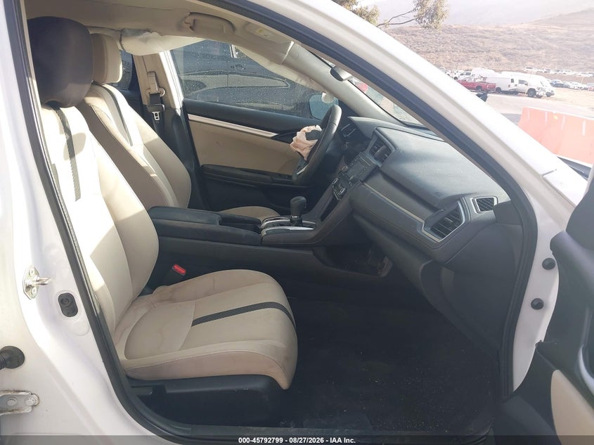 2018 HONDA CIVIC auction photo 5