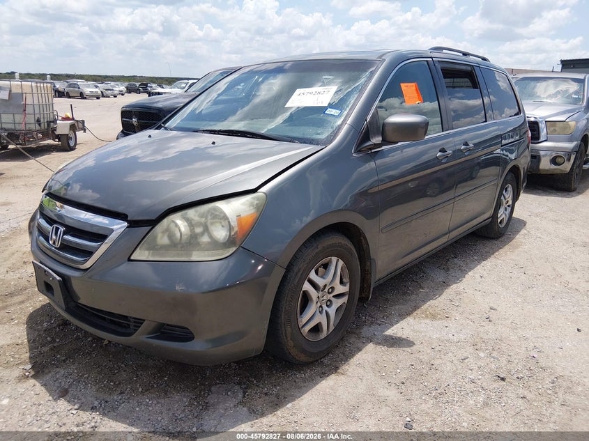 2007 Honda Odyssey, Normal Wear & Tear, IAAI, VIN 5FNRL38797B449528 — photo 2