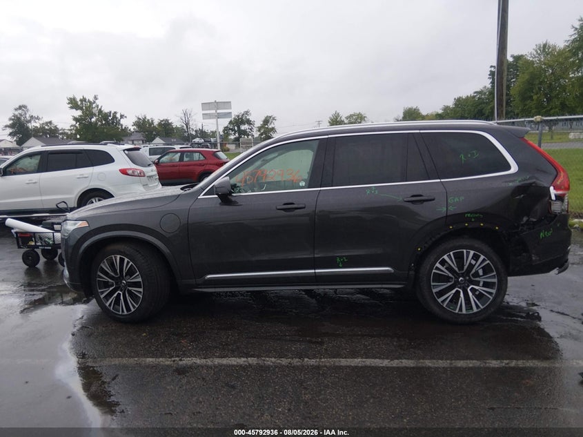VOLVO XC90 PLUG-IN HYBRID - zdjęcie 14