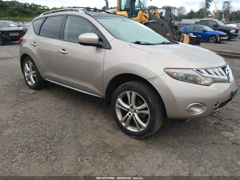 2010 Nissan Murano LE