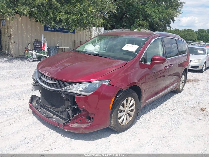 Vin: 2c4rc1bg9jr116061, lot: 46291850, chrysler pacifica touring l 20182