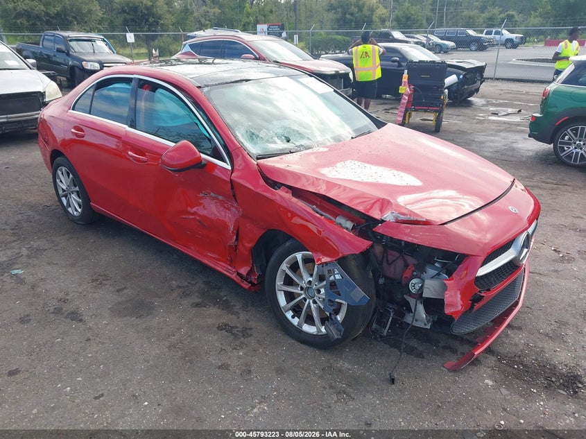 Vin: wdd3g4ebxkw023723, lot: 46292054, mercedes-benz a 220 2019 img_1