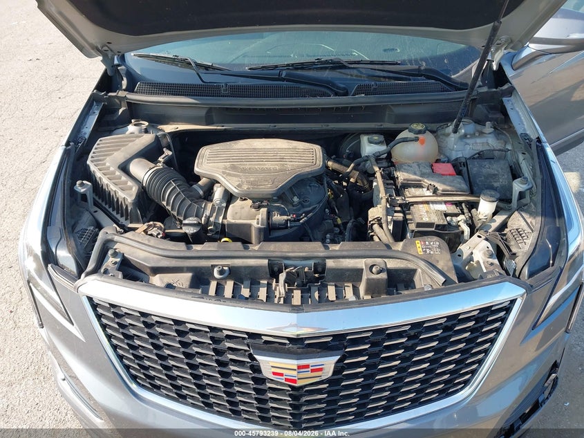 CADILLAC XT5 - zdjęcie 10