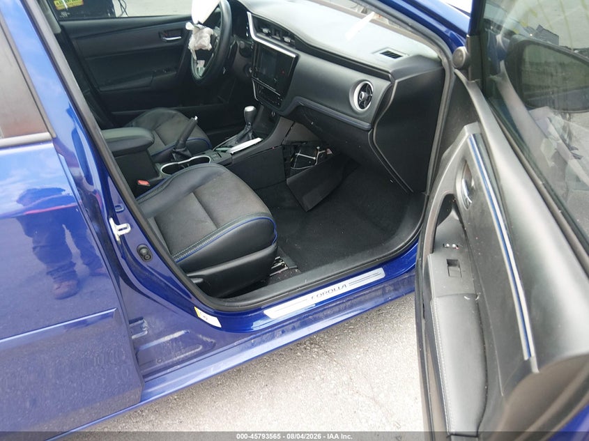 2019 TOYOTA COROLLA auction photo 5