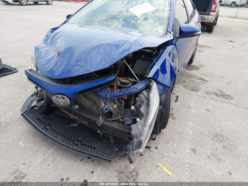 2019 TOYOTA COROLLA auction photo 6