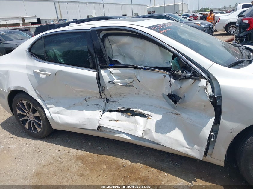 2017 ACURA TLX auction photo 6