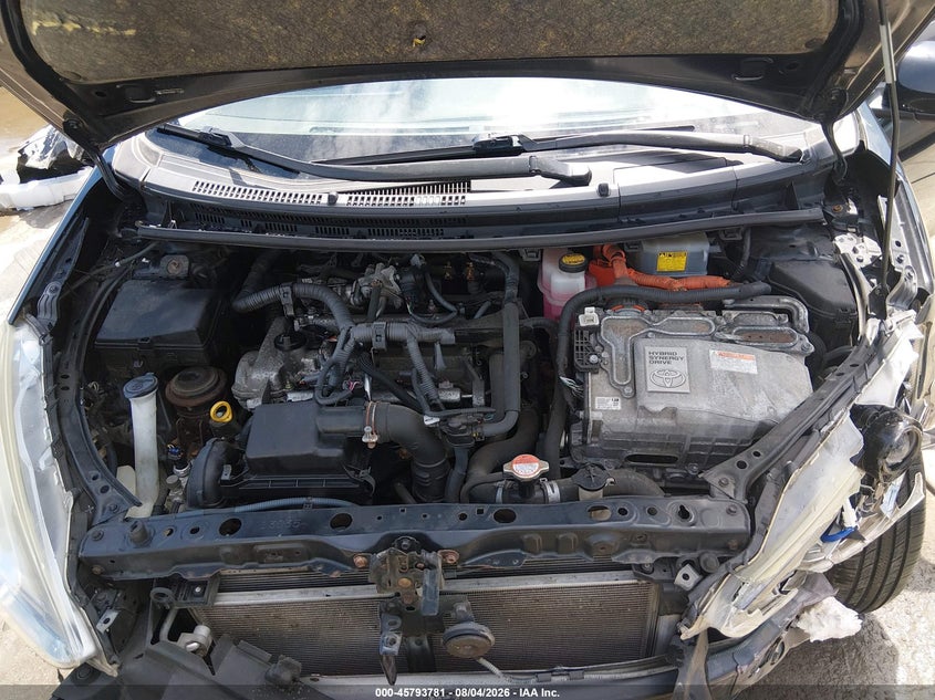 TOYOTA PRIUS C - zdjęcie 10