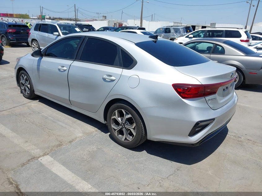 Vin: 3kpf24ad9me323814, lot: 46292683, kia forte lxs 20213