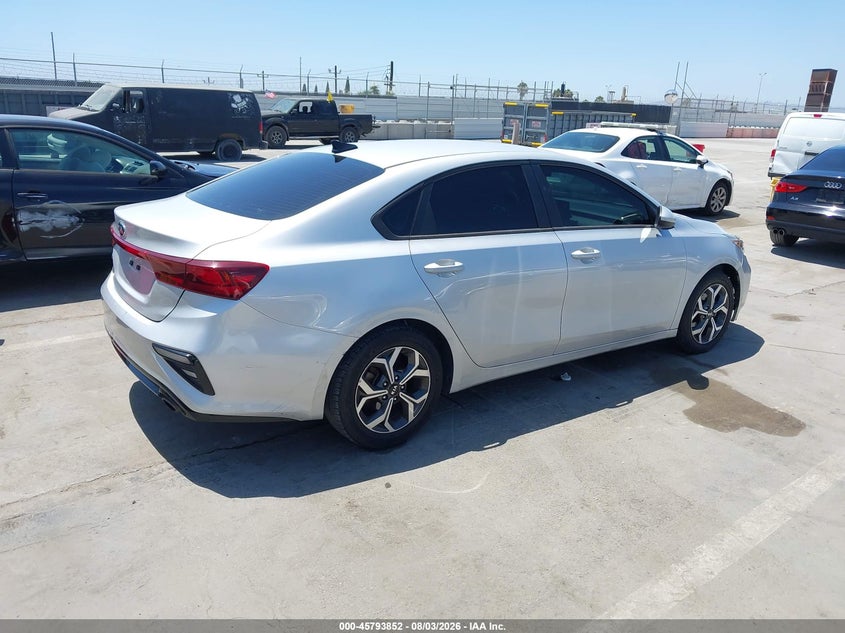 Vin: 3kpf24ad9me323814, lot: 46292683, kia forte lxs 20214