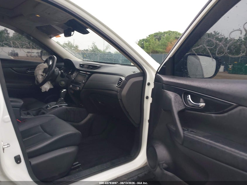 2018 NISSAN ROGUE auction photo 5