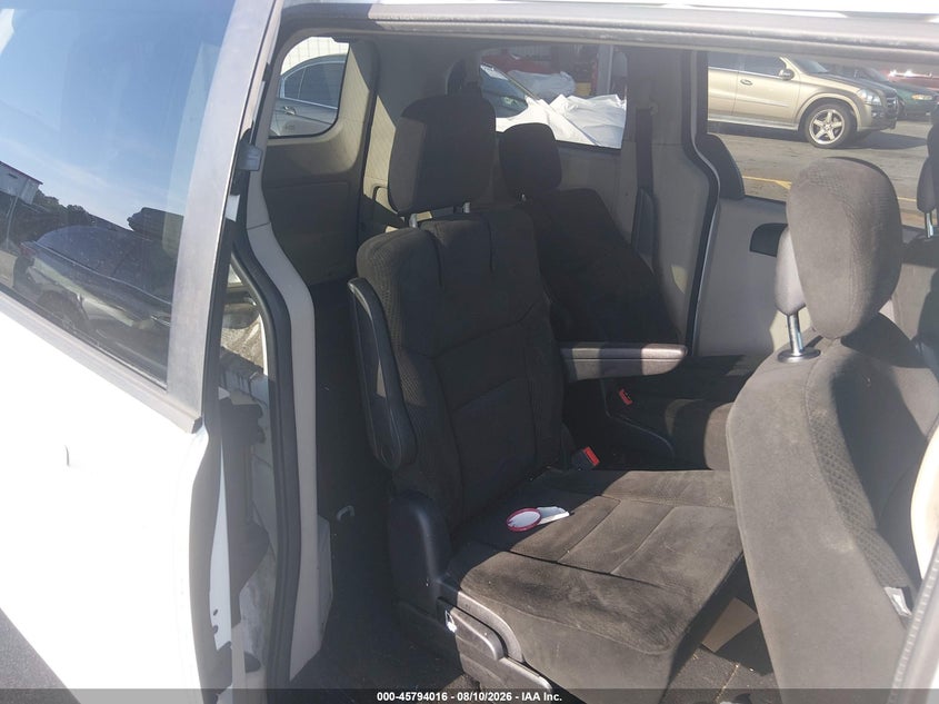 2016 DODGE GRAND CARAVAN auction photo 8