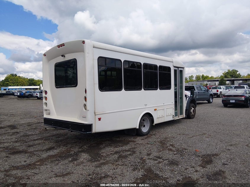 2019 FORD F-450 CHASSIS auction photo 4