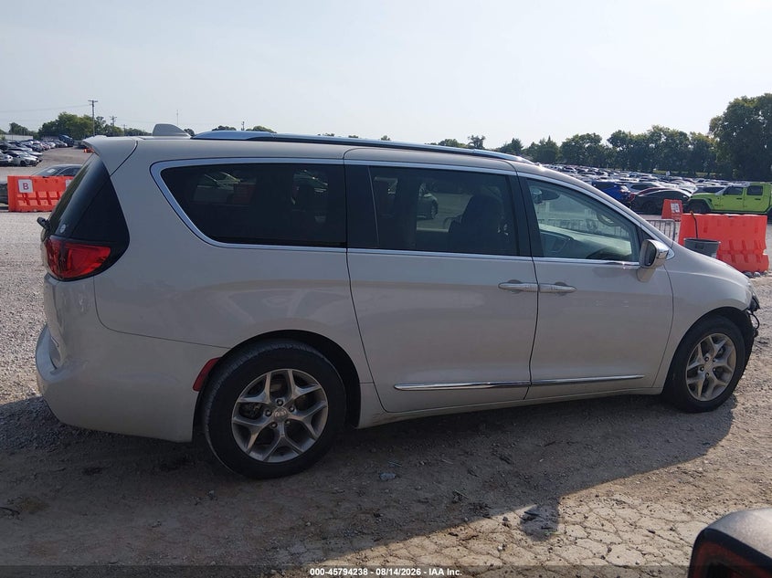 CHRYSLER PACIFICA - zdjęcie 13