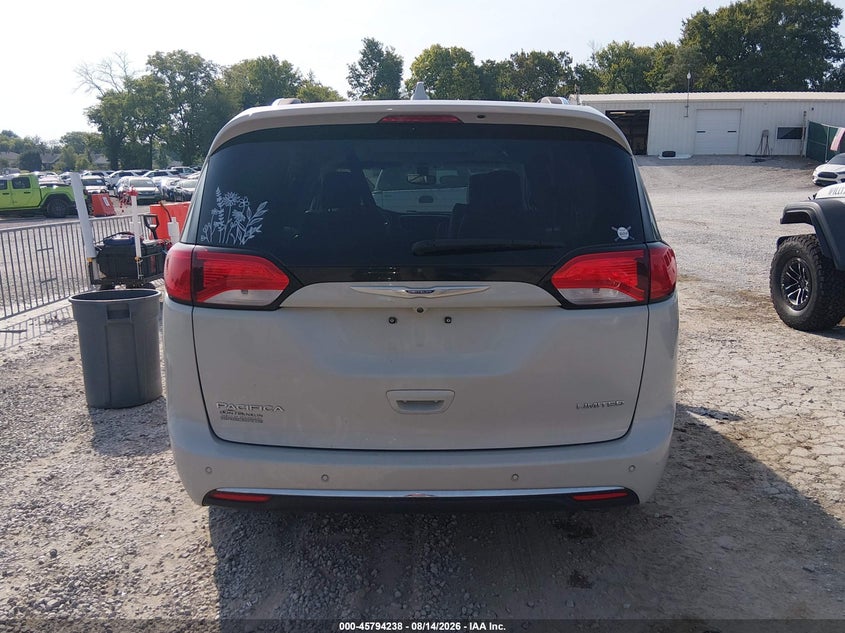 CHRYSLER PACIFICA - zdjęcie 16