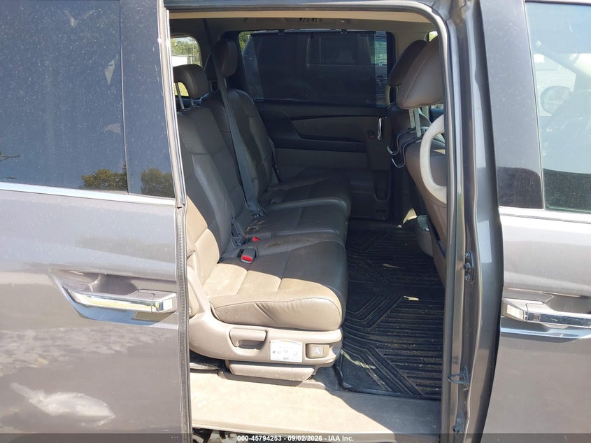 2014 HONDA ODYSSEY auction photo 8