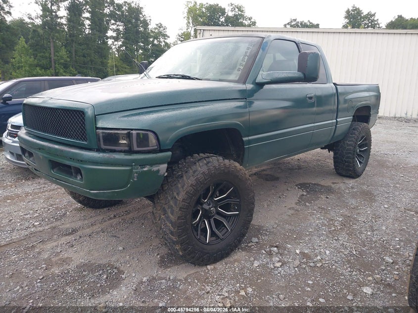 1999 Dodge RAM, Обычный износ, IAAI, VIN 3B7HF13Z4XG160230 — фото 2