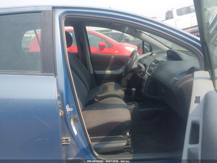 2010 TOYOTA YARIS auction photo 5