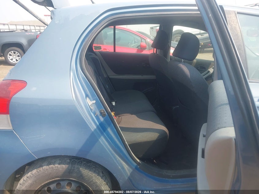 2010 TOYOTA YARIS auction photo 8