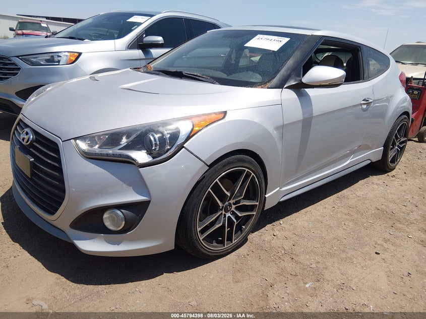 2013 HYUNDAI VELOSTER auction photo 2