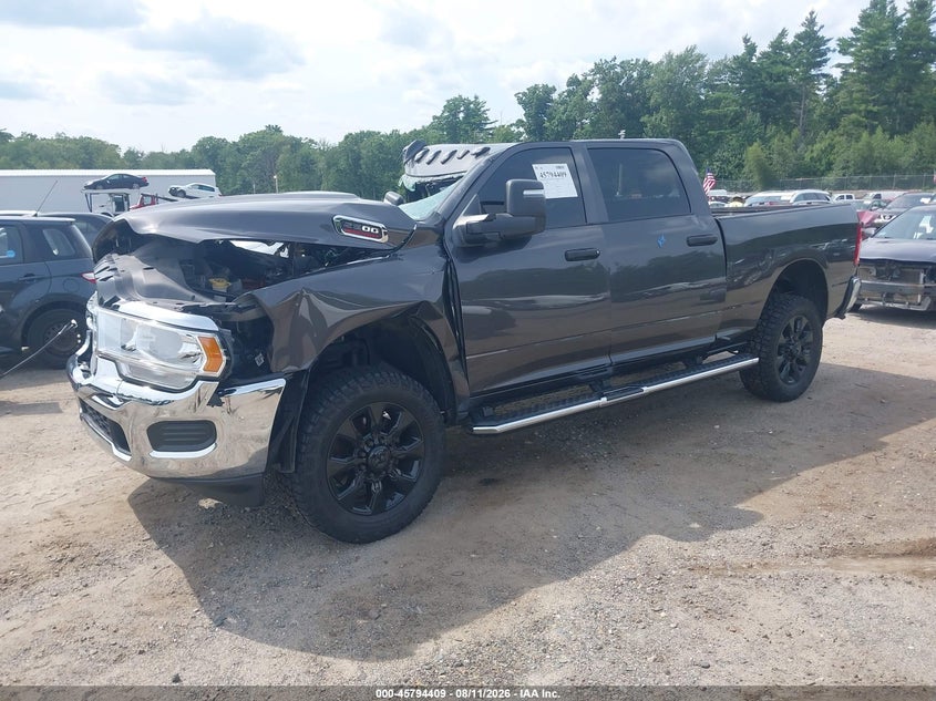 Vin: 3c6ur5cj2rg252390, lot: 46293240, ram 2500 tradesman  4x4 6'4 box 20242