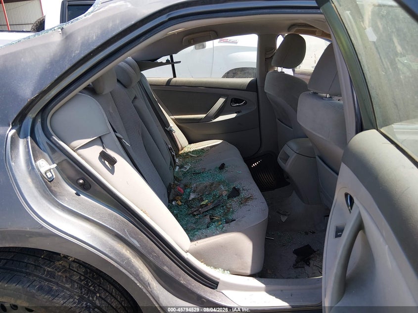 2011 TOYOTA CAMRY auction photo 8