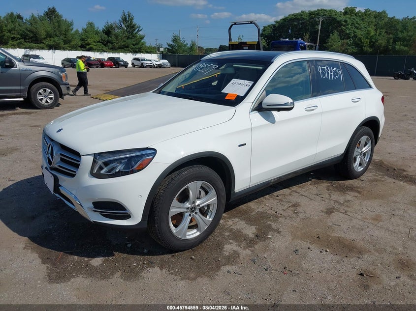 Vin: wdc0g5eb1jf416442, lot: 46293390, mercedes-benz glc 350e 4matic 20182