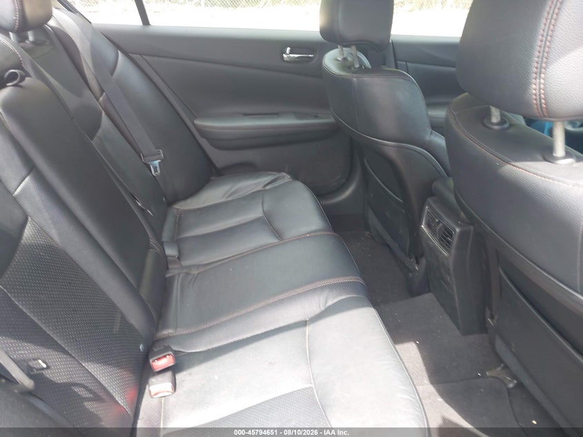 2011 NISSAN MAXIMA auction photo 8