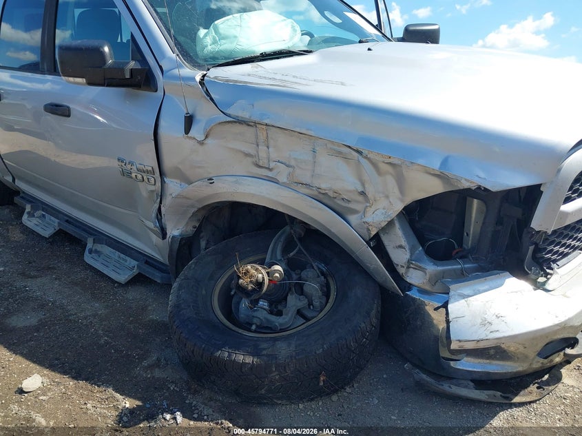 2016 RAM 1500 auction photo 6