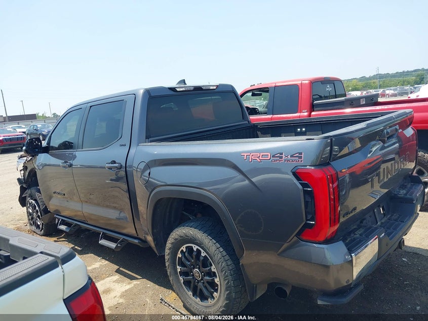 TOYOTA TUNDRA - zdjęcie 14