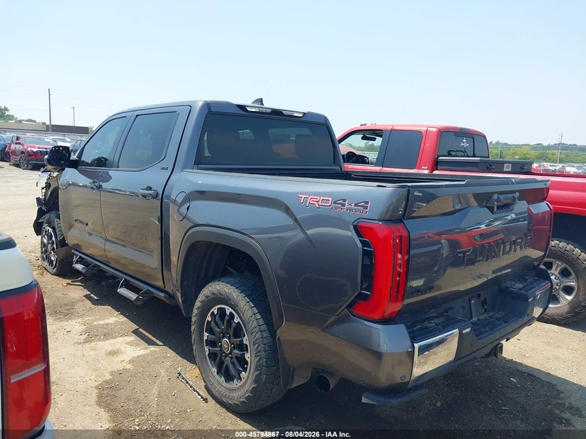 TOYOTA TUNDRA - zdjęcie 3