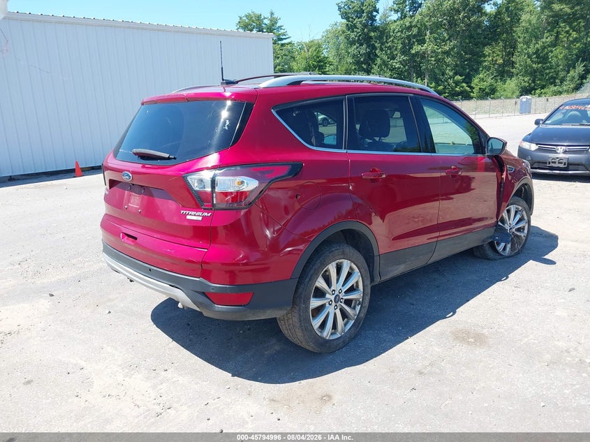 Vin: 1fmcu9jd4hud01622, lot: 46293827, ford escape titanium 20174