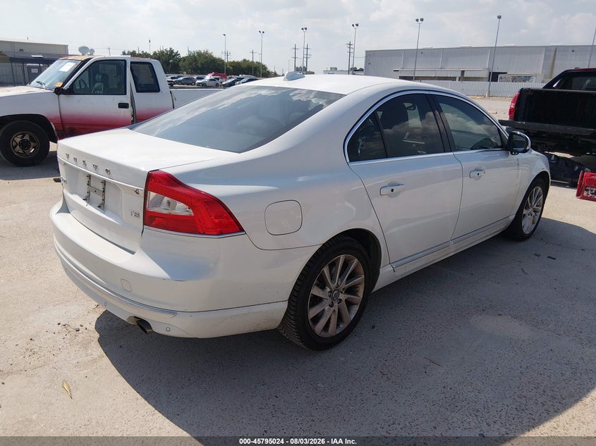 2015 VOLVO S80 auction photo 4