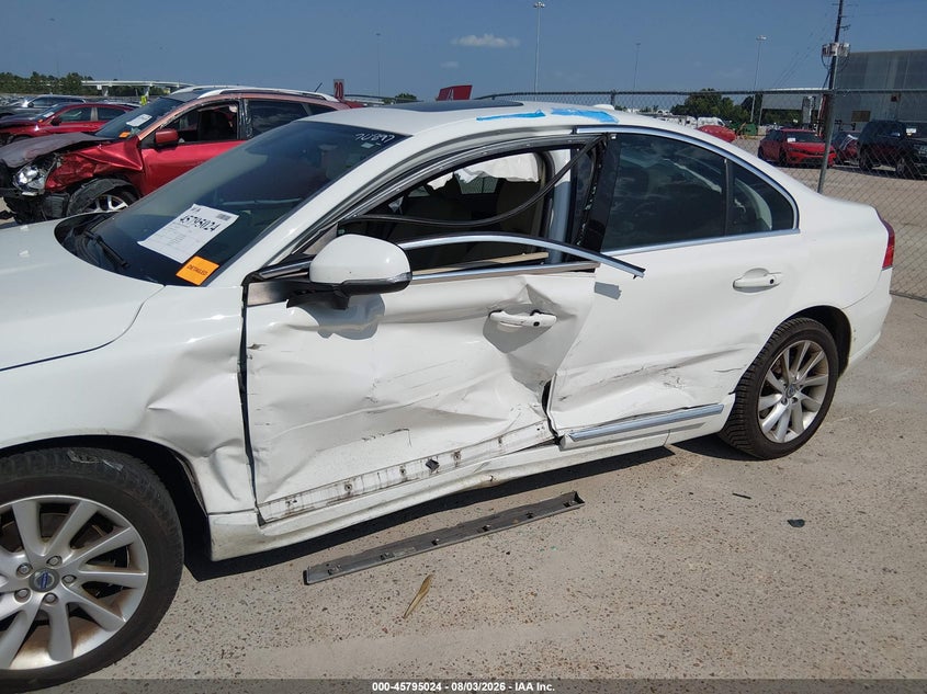 2015 VOLVO S80 auction photo 6