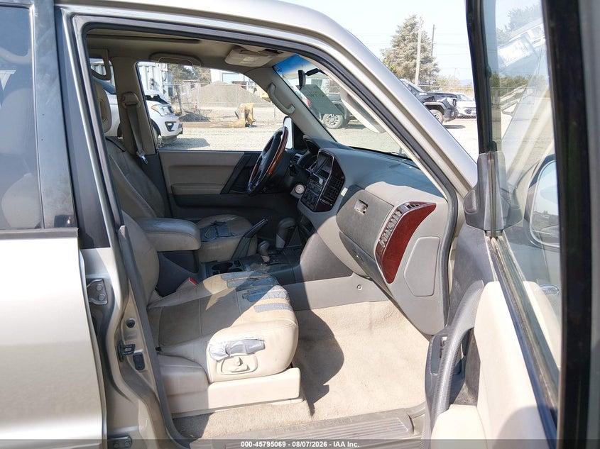 2002 MITSUBISHI MONTERO auction photo 5