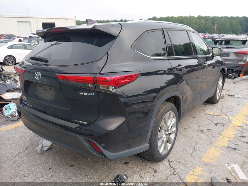 2022 TOYOTA HIGHLANDER auction photo 4