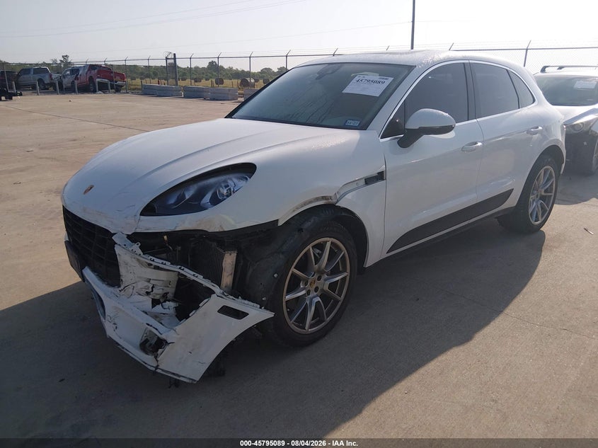 2017 PORSCHE MACAN auction photo 2