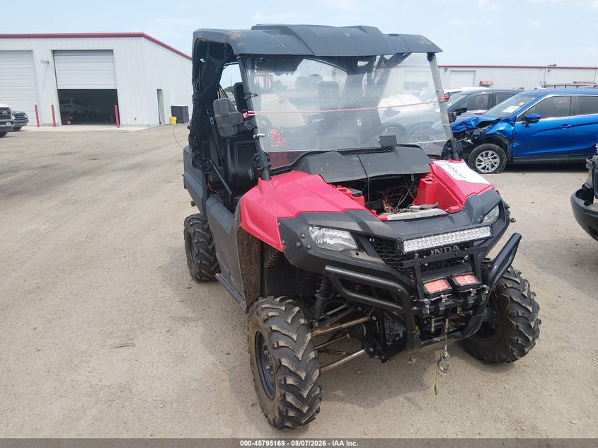 2016 Honda Sxs700