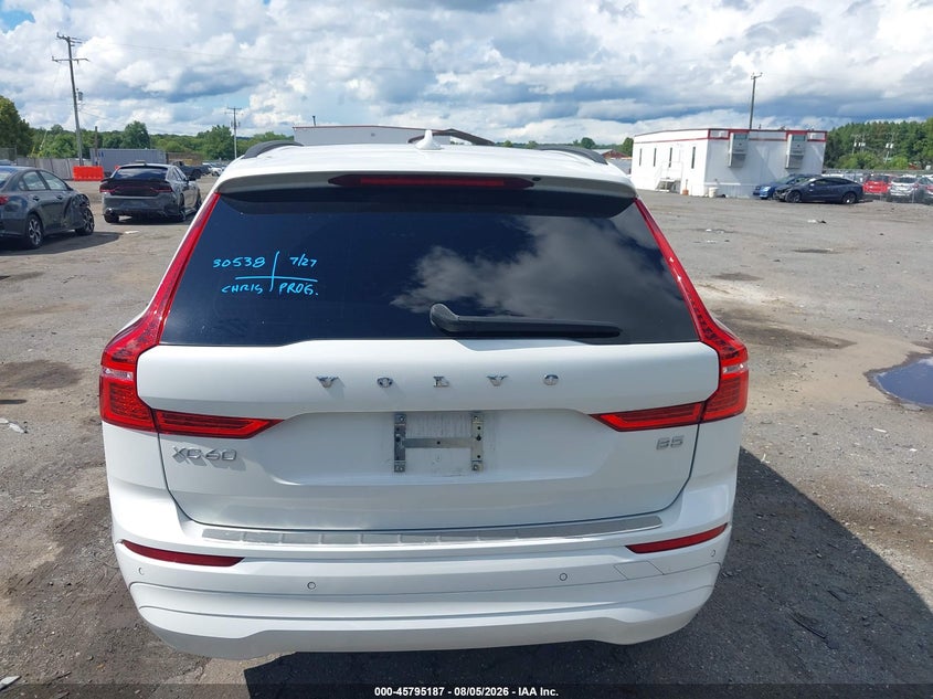 VOLVO XC60 - zdjęcie 17