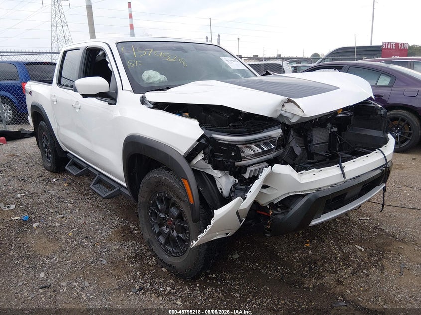 2023 NISSAN FRONTIER auction photo 1