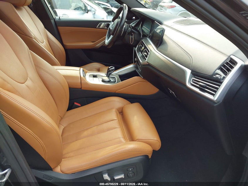 2022 BMW X6 auction photo 5