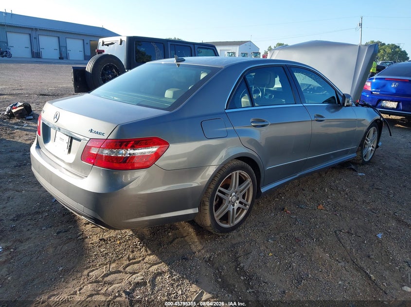 2010 MERCEDES-BENZ E 350 auction photo 4