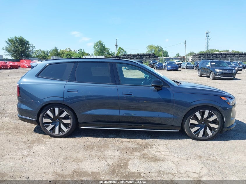 2025 VOLVO EX90 ULTRA, TWIN MOTOR, FULLY ELECTRIC, 6 SEATS · Фото 13