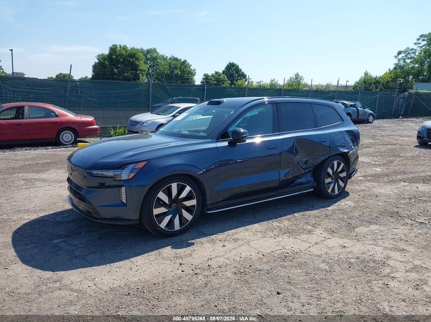 2025 VOLVO EX90 ULTRA, TWIN MOTOR, FULLY ELECTRIC, 6 SEATS · Фото 2