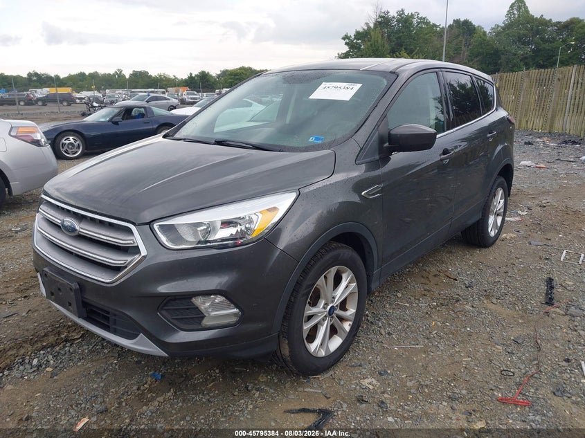 Vin: 1fmcu0gdxhue38969, lot: 46294215, ford escape se 20172