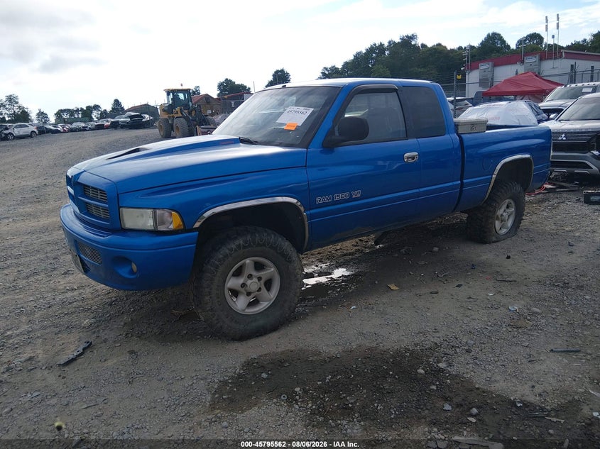 1999 Dodge RAM, Theft Recovery, IAAI, VIN 1B7HF13Z7XJ562466 — photo 2