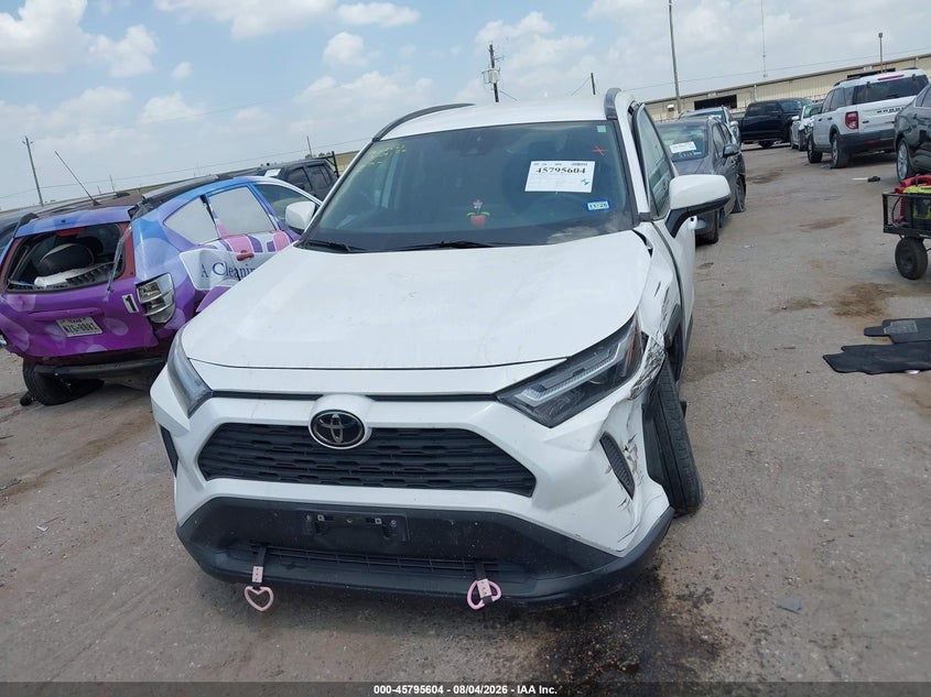 TOYOTA RAV4 - zdjęcie 11